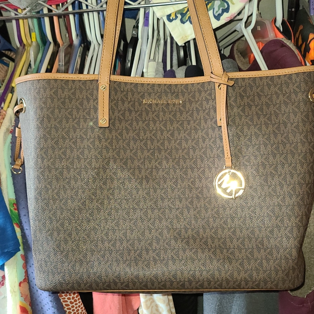 Michael kors purses